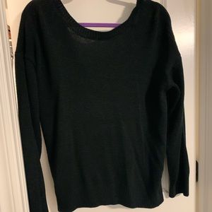 Black backless Sweater